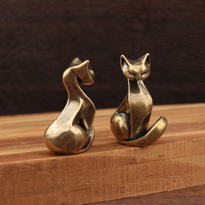 Mini figuras de gatos de latón - Home Office Desk Ideas reseña y precio