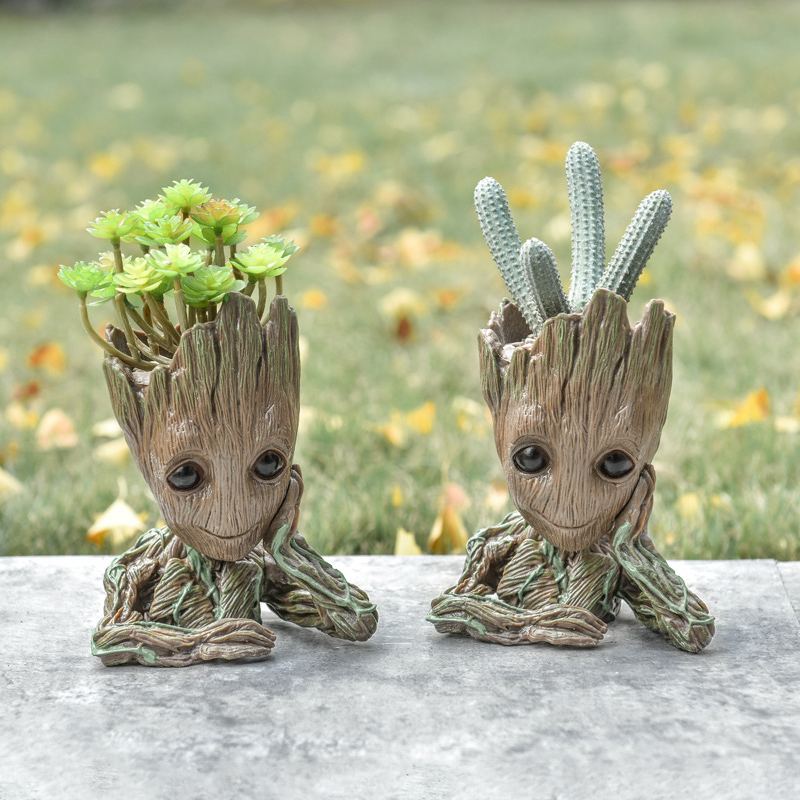 Maceta de bebé Groot para deco - Home Office Romance Manga reseña y precio